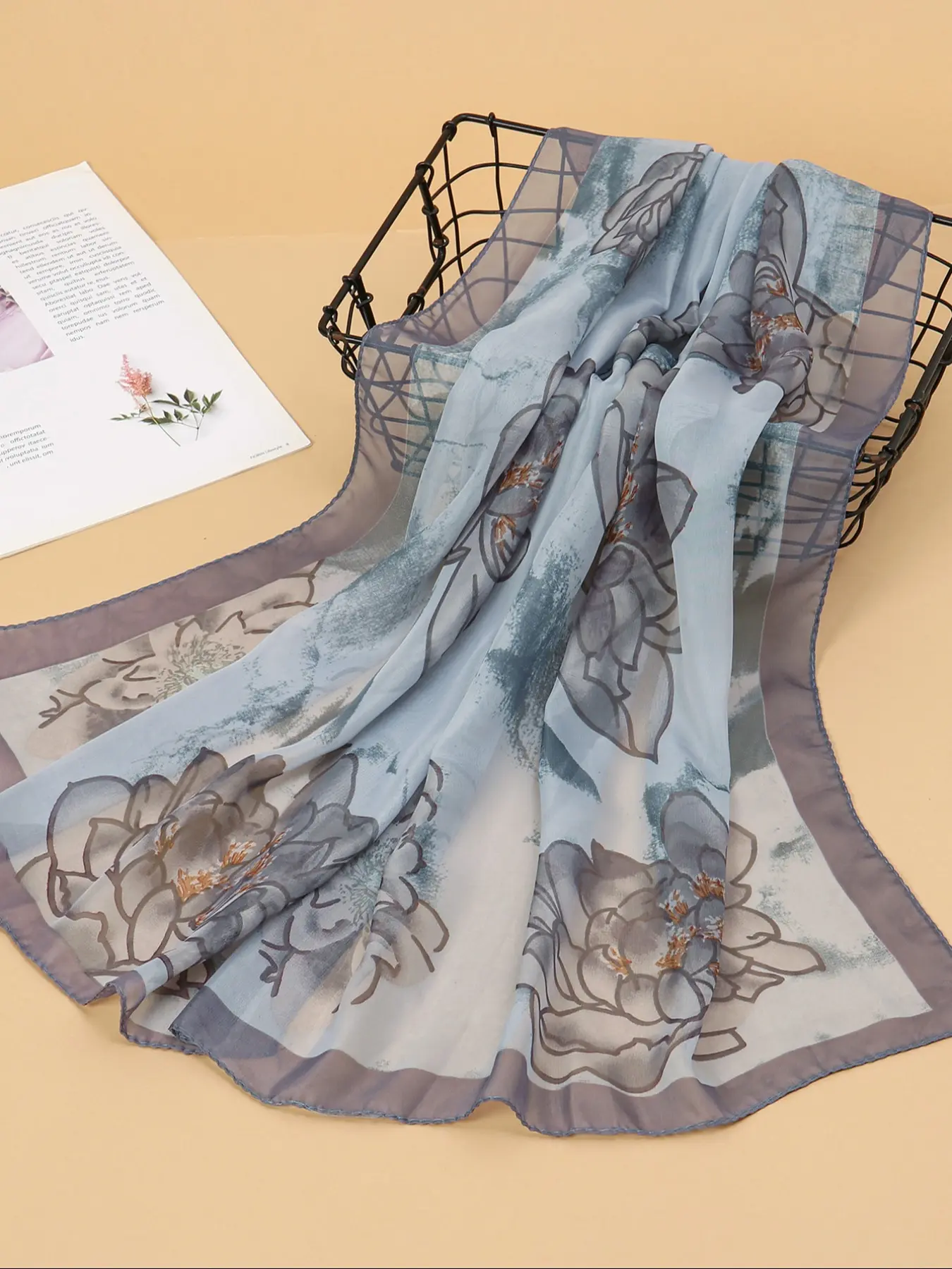 Women's Elegant Fashion Breathable Scarf 50x150cm Floral Pattern Printed Soft Shawl Summer Use Suitable for Muslim Hijab Chiffon Shawl