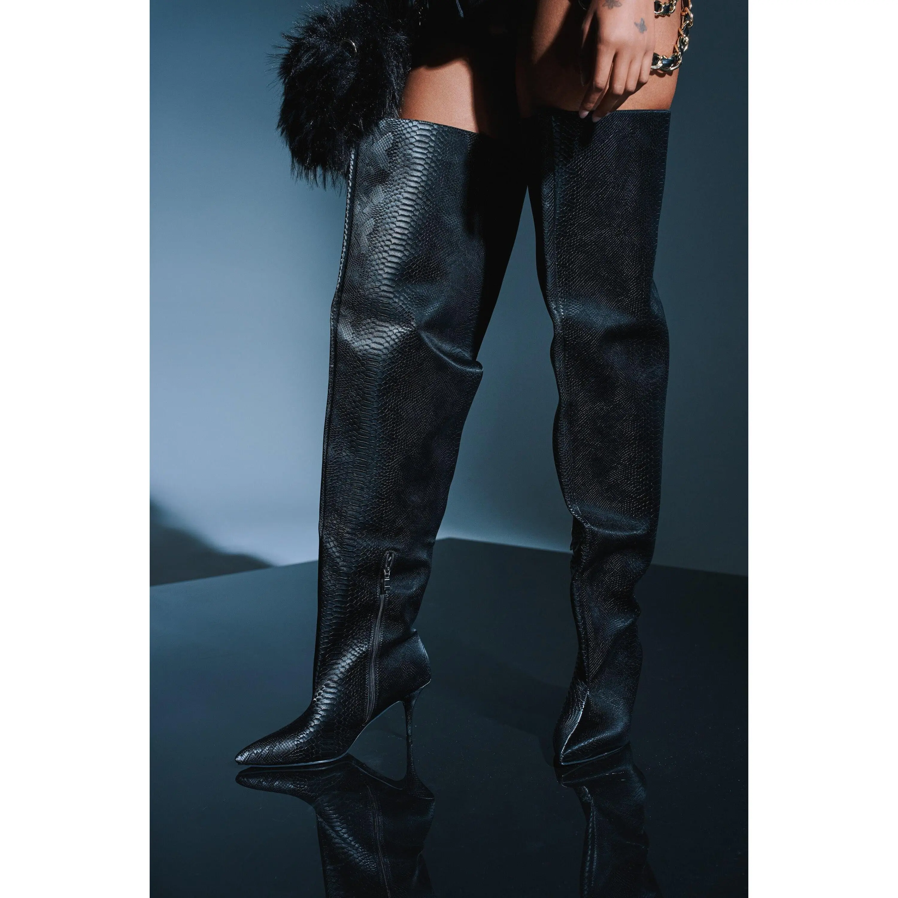 AZALEA WANG HALINA BLACK SNAKE THIGH HIGH BOOT AZALEA WANG HALINA BLACK SNAKE THIGH HIGH BOOT