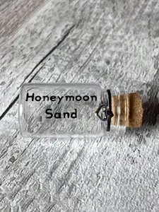 1pc Small Honeymoon Sand Bottle, Unique Wedding Gift, Wedding keepsake, Bride gift, Mr and Mrs Couple Gift, Beach Honeymoon Keepsake, Unique Wedding Travel Gift, Small Sand Bottle Bride Gift, Couple Gift