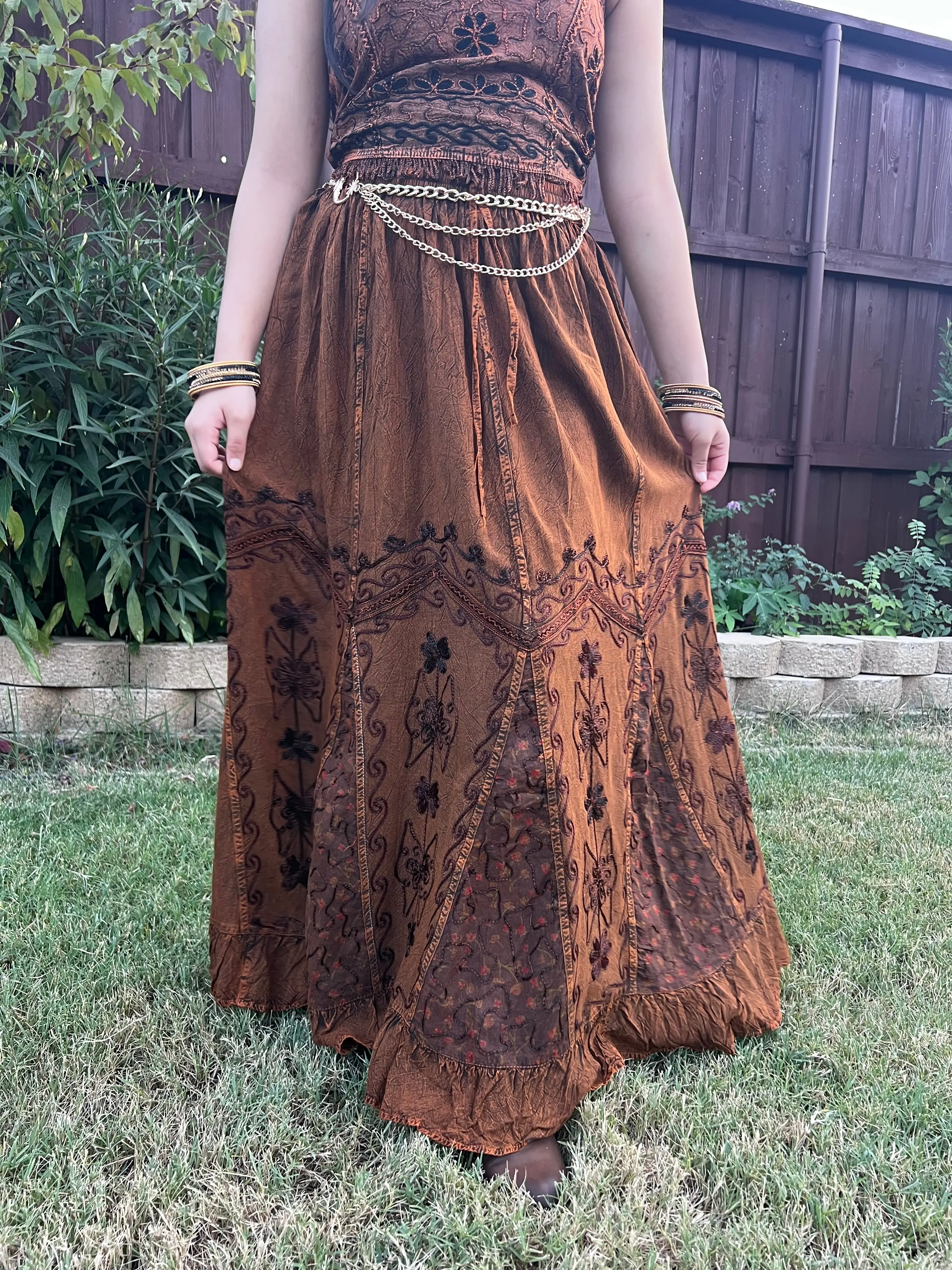 Pari Vintage Vibe Brown Embroidery Maxi Skirt