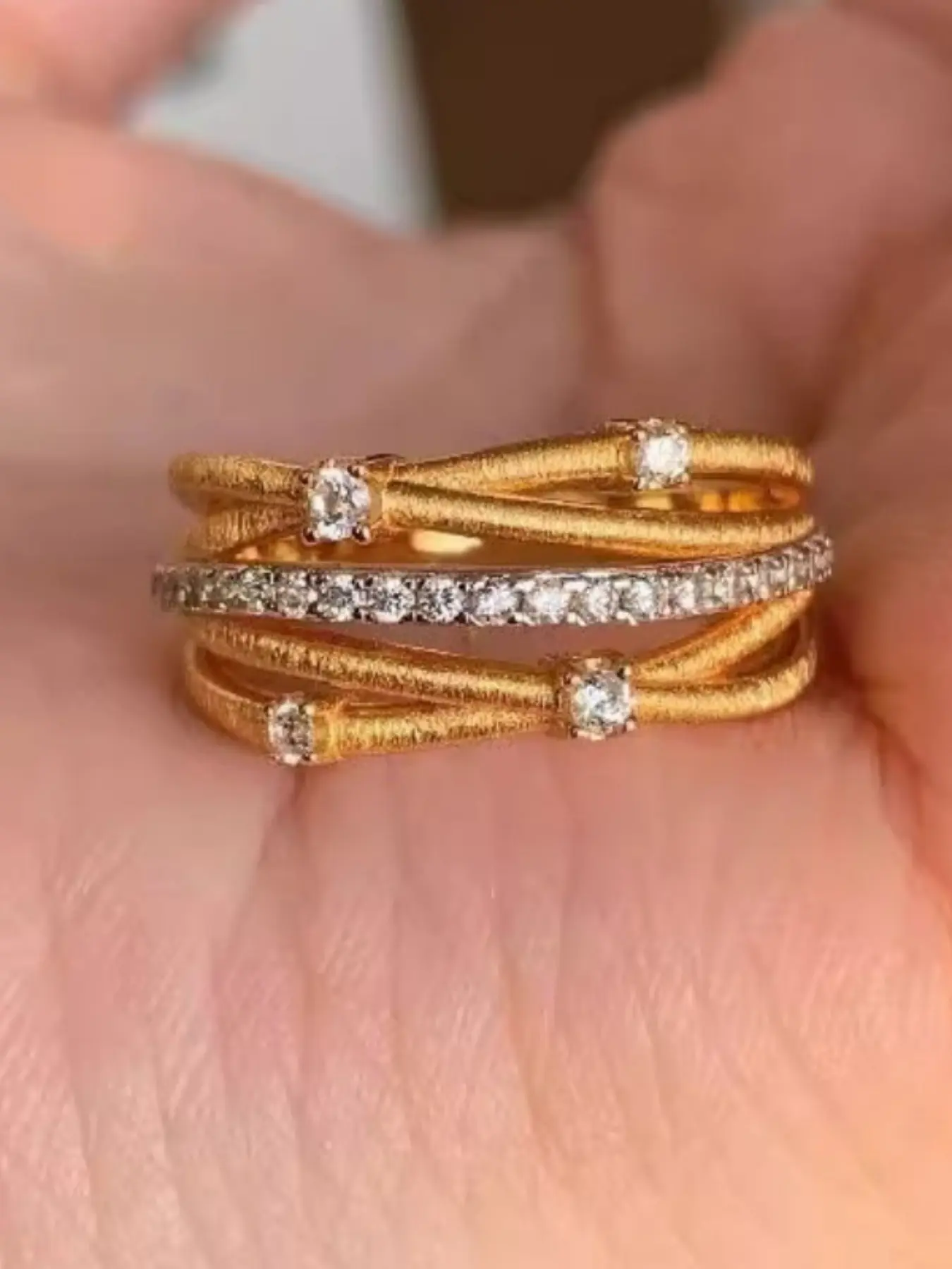 Korean Vintage Multi-Layer Zircon Ring, Adjustable Wide Band, Hollow Out Design, Elegant Geometric Pattern, All Seasons Jewelry