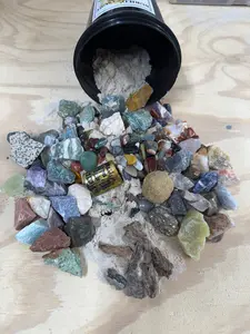 LIGHTNING STRIKE- QUART MINI MINER NATURAL CRYSTAL MINING BUCKET