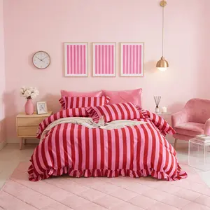 Ruffled Quilt Cover Set, Duvet Cover Sets, Striped Pattern 3-Piece Bedding, Includes 1 Quilt Cover & 2 Pillowcases, Soft Comfortable Home Decor Great Gift Idea for Christmas New Year and Valentine's Day