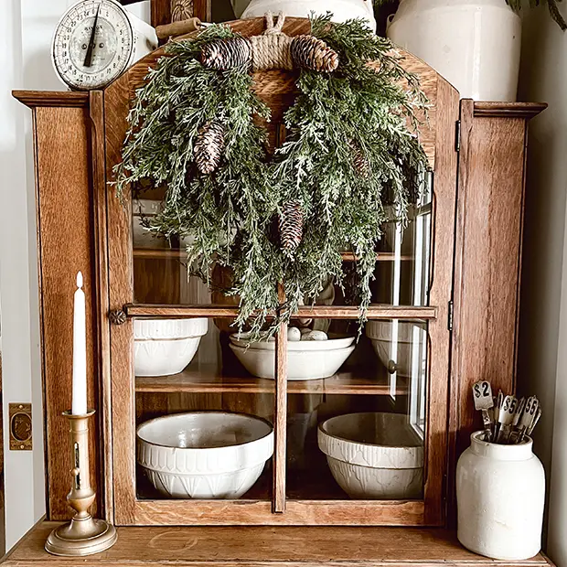 Weeping Cedar and Pinecone Accent Wreath