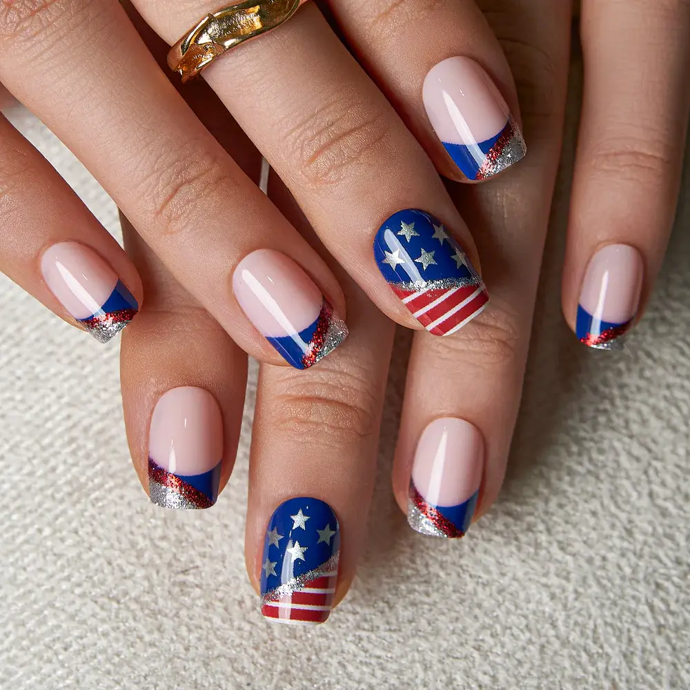 Patriotic Flag Press On Nails | CurvLife Nail | 30Pcs Short Square Fake Nails | Glossy Finish with Red-White-Blue Flag Motifs & Sparkling Glitter | Easy to Apply, Comfortable & Long-Lasting | Great for Independence Day, Parades, National Festivities
