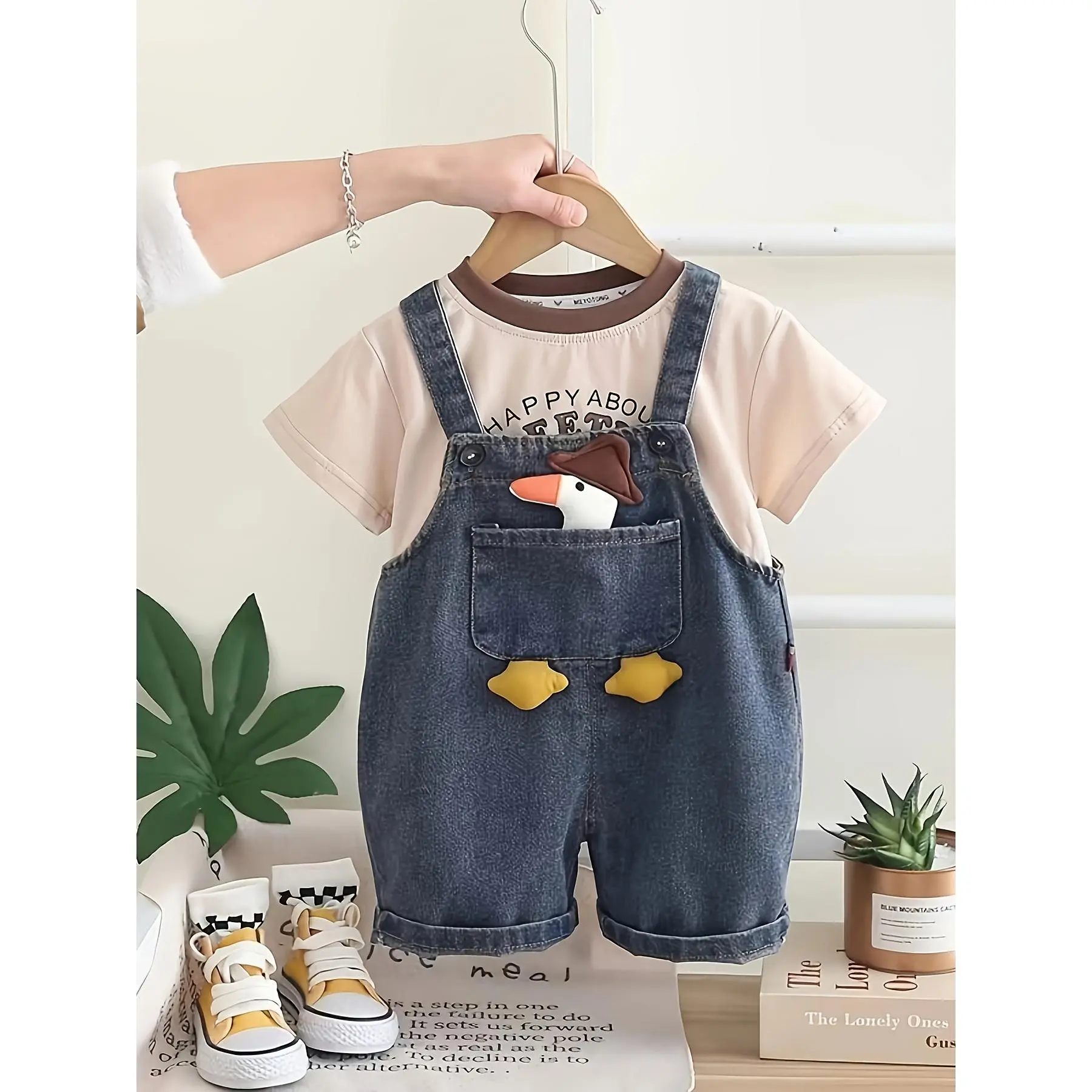 Toddler 2-Piece Summer Outfit Cartoon Goose Print Brown Trim Yellow Tee 3D Duck Decor Denim Short Overalls Neutral Kids Clothing Set # summer fashion trend # cartoon print set