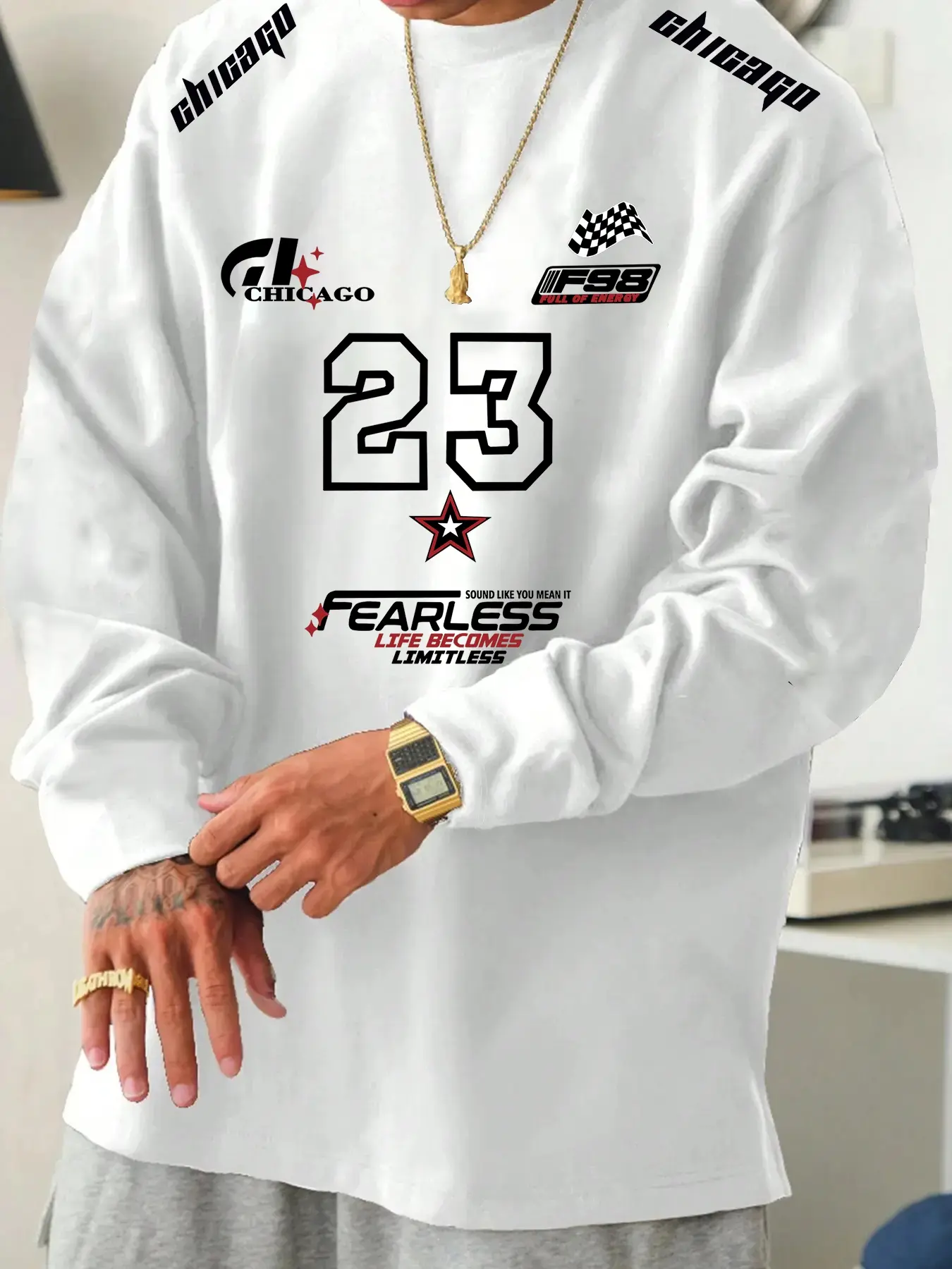 Men's Chicago Print Round Neck Sweatshirt, 23 Number Graphic Pattern + Fearless Slogan, Comfortable Streetwear Pullover, Casual Campus City Style