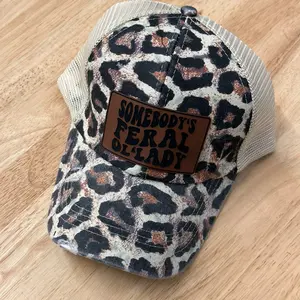 Somebody’s F ol lady hat