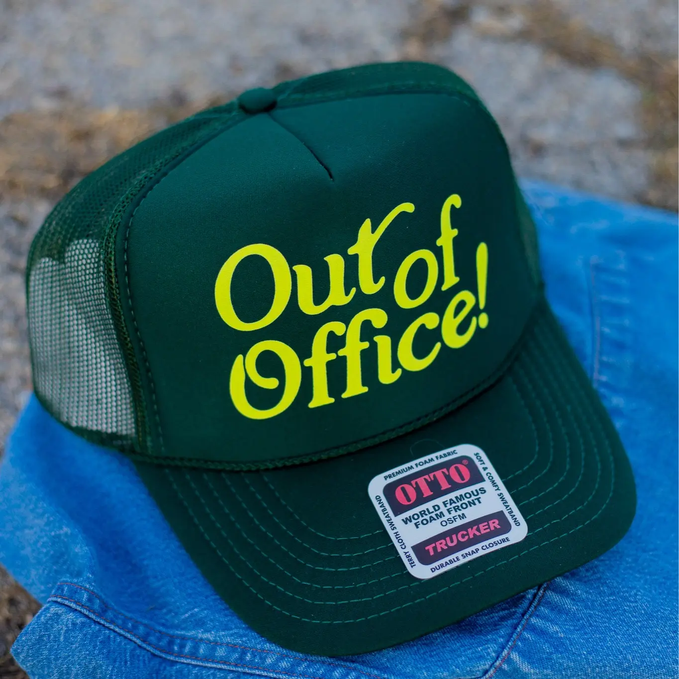 Out of Office Trucker Hat - Classic Design for Office Use, Comfortable Fit, Ideal for Travel and Daily Commuting