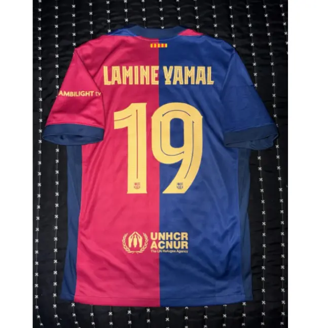 Red Navy No.19 Soccer Jersey, Short Sleeve Football Shirt with Gold Number Print, Unisex Match Day Fan Top, Retro Training Sportswear and Stadium Outfit for Men and Women