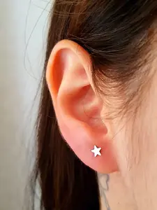 Women's Stainless Steel Stud Earrings, Waterproof Hypoallergenic Non-Fading Star Design, Elegant Daily Wear Jewelry Accessory