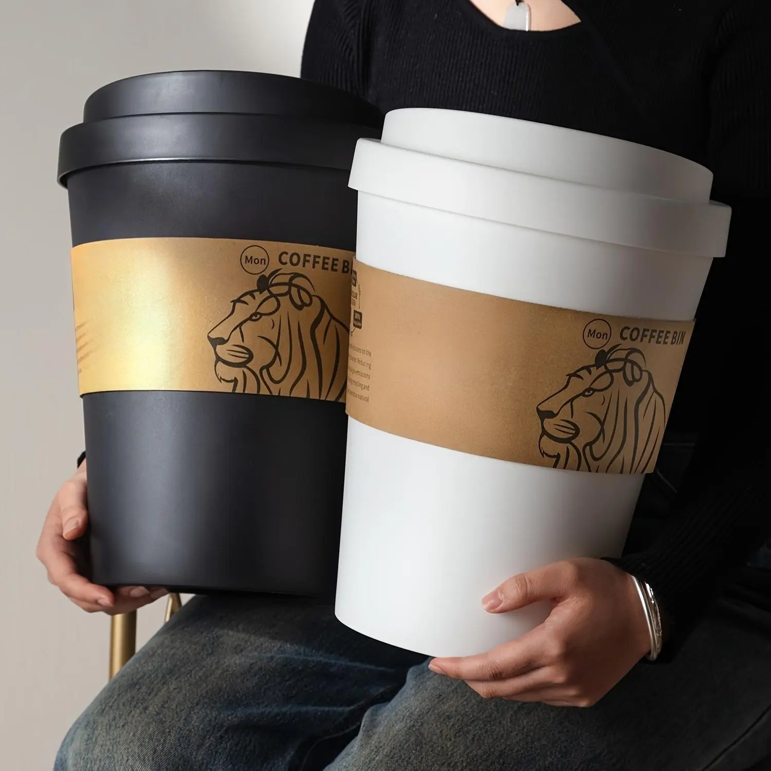 Elegant Lion-Themed Coffee Cup Trash Can Odor-Proof Plastic with Press-Top Lid Stylish Kitchen & Office Decor Perfect Gift for Home or Office Coffee Bar Accessories Trash Can for Bathroom Modern Aesthetic Durable Construction Black & White