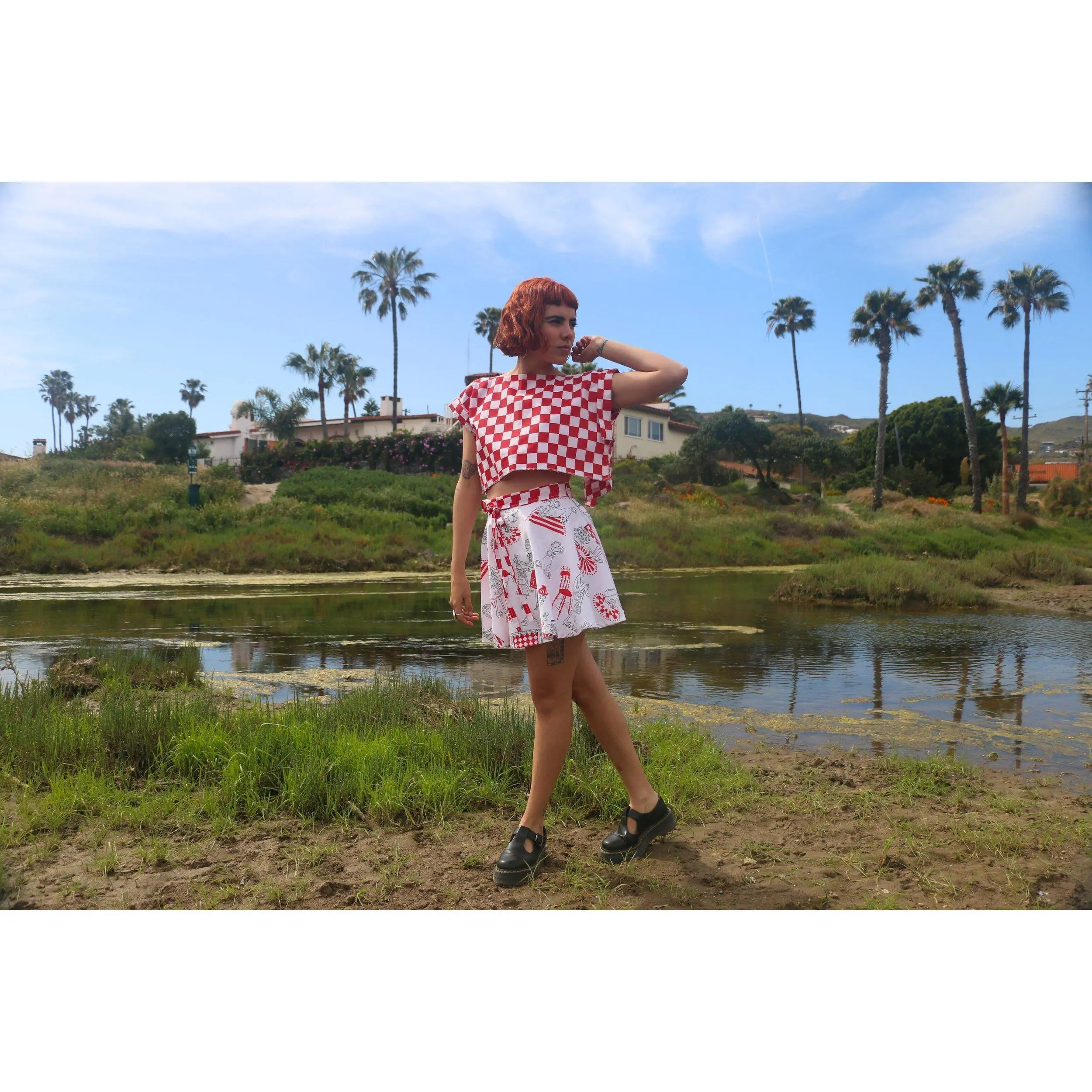 1950S INSPIRED CIRCLE WRAP SKIRT  AND REVERSIBLE BODICE CROP TOP VEST TWO PIECE SET