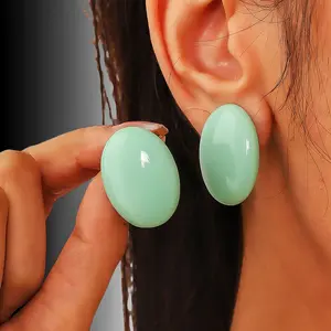 Vintage mint green stud Spring Summer Harbor Wind Oval Fresh Everyday Cream earrings