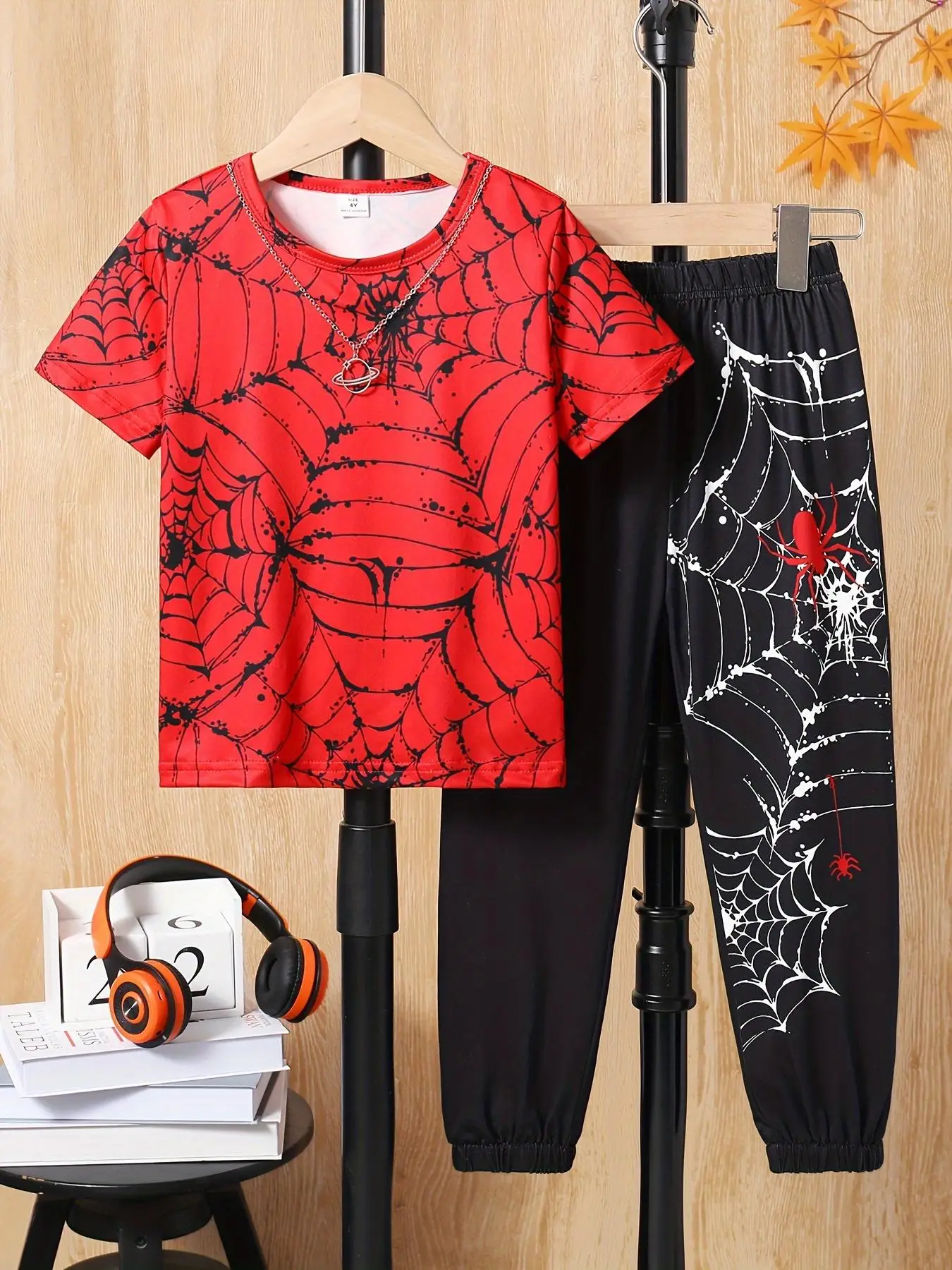 Toddler Boy's Spider Web Print Short Sleeve Tee & Elastic Waist Pants Set without Necklace, Round Neck T-Shirt & Trousers, Casual Summer Clothes for K
