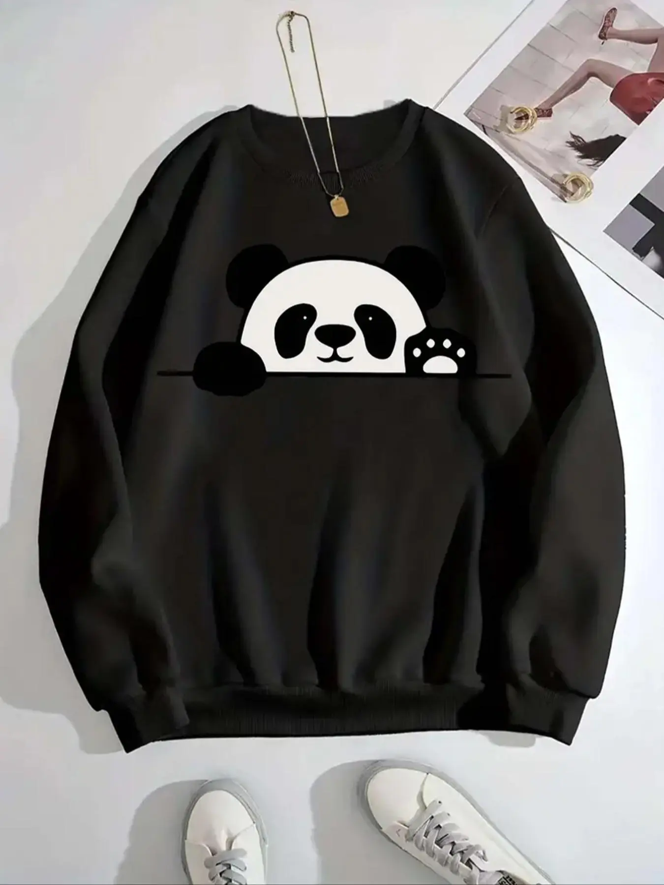 Women's Cartoon Panda Print Crew Neck Sweatshirt, Casual Long Sleeve Pullover for Daily Wear, Ladies Clothes for All Seasons