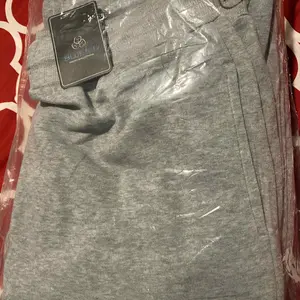 review image 4