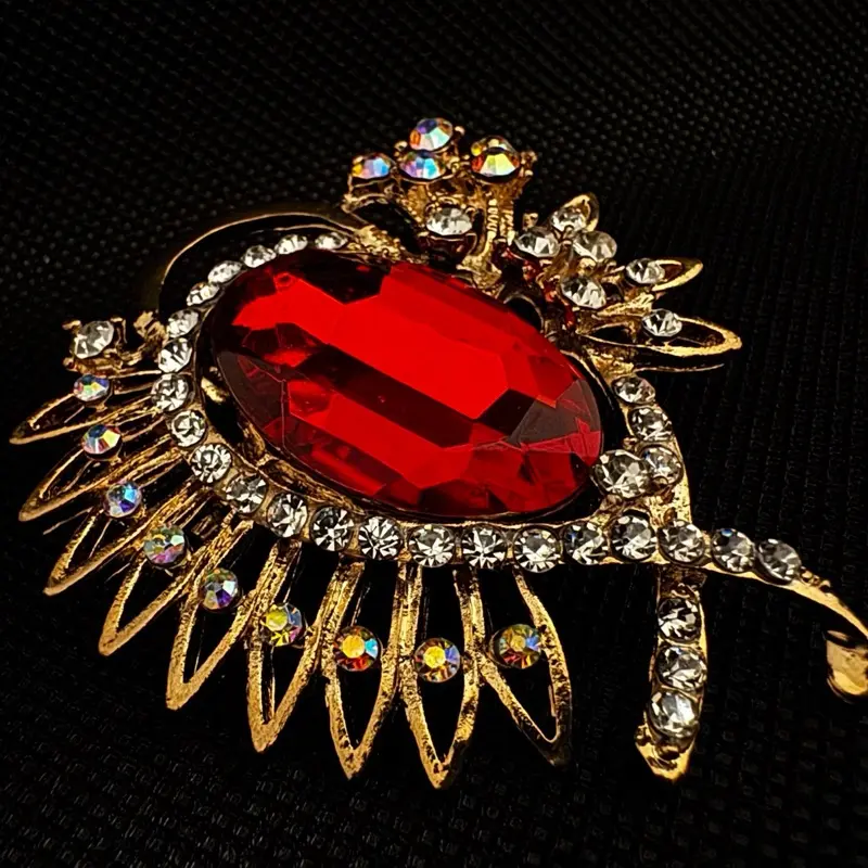 Elegant Vintage Brooch - Large Brooch Corsage with Red Gemstone, Unique Vintage Design for Coats, Dresses & Suit Accessories