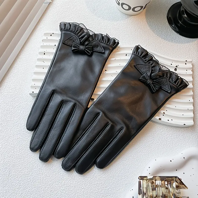 Genuine Leather Gloves for Women, Winter Plush Lined Touchscreen-Compatible Full Finger Gloves, Fashionable Top Layer Sheepskin, Weekend Casual Warmth, with Stripe Craftsmanship, for Non-Washable Inelastic Cold Weather Gloves
