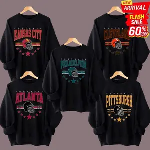 Black Vintage 90s Crewneck Sweatshirt – All Team Football Graphic Top, Unisex Fall Pullover for Retro Sports Fans BR