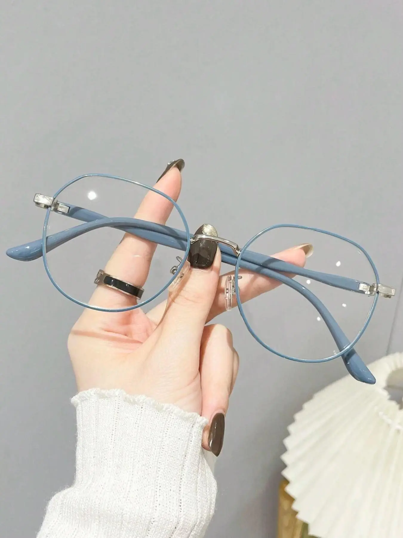 Anti-blue Light Glasses, Cute Eyeglasses for Women & Men, Fashion Eyeglasses for Work, Daily Clothing Decor, Perfect for Student Daily Use, Trendy Frames
