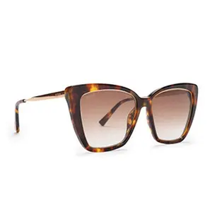 DIFF EYEWEAR BECKY IV – Amber Tortoise + Brown Gradient Polarized | Cat-Eye Glam & UV Protection