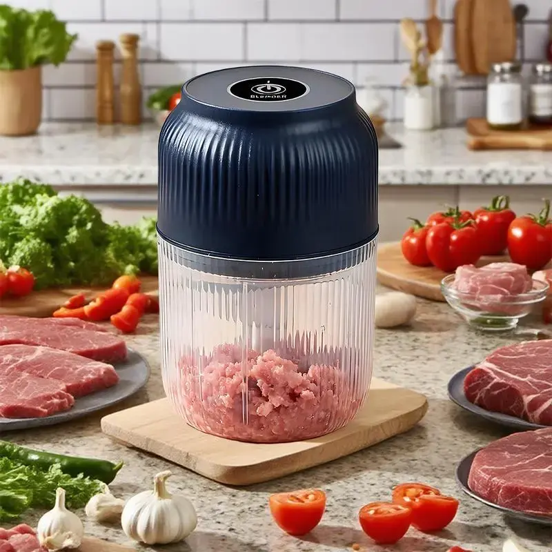 Electric Garlic Chopper, 4 Sharp Blades，Portable Veggie Chopper, 300ML Garlic Grinder Masher Onion Chopper, Blender to Vegetable, Cordless Food Processor for Ginger, Chili, Fruit, Meat, Spices, Beans, etc room home kitchen party decor