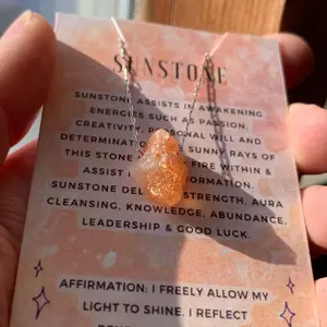 Raw Sunstone Crystal Layering Necklace, Dainty Sunstone Necklace, Gold, Gift for her, Healing Necklace, Chakra Healing, Anniversary Gift