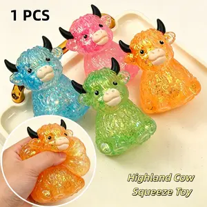 Angus Highland Cow Decompression Squeeze Toy, Malt Sugar Stress Relief, Glitter Adult Fidget Toy, Slow Expansion Sensory Experience, Anxiety Relief Desk Decor, Birthday Party Gift