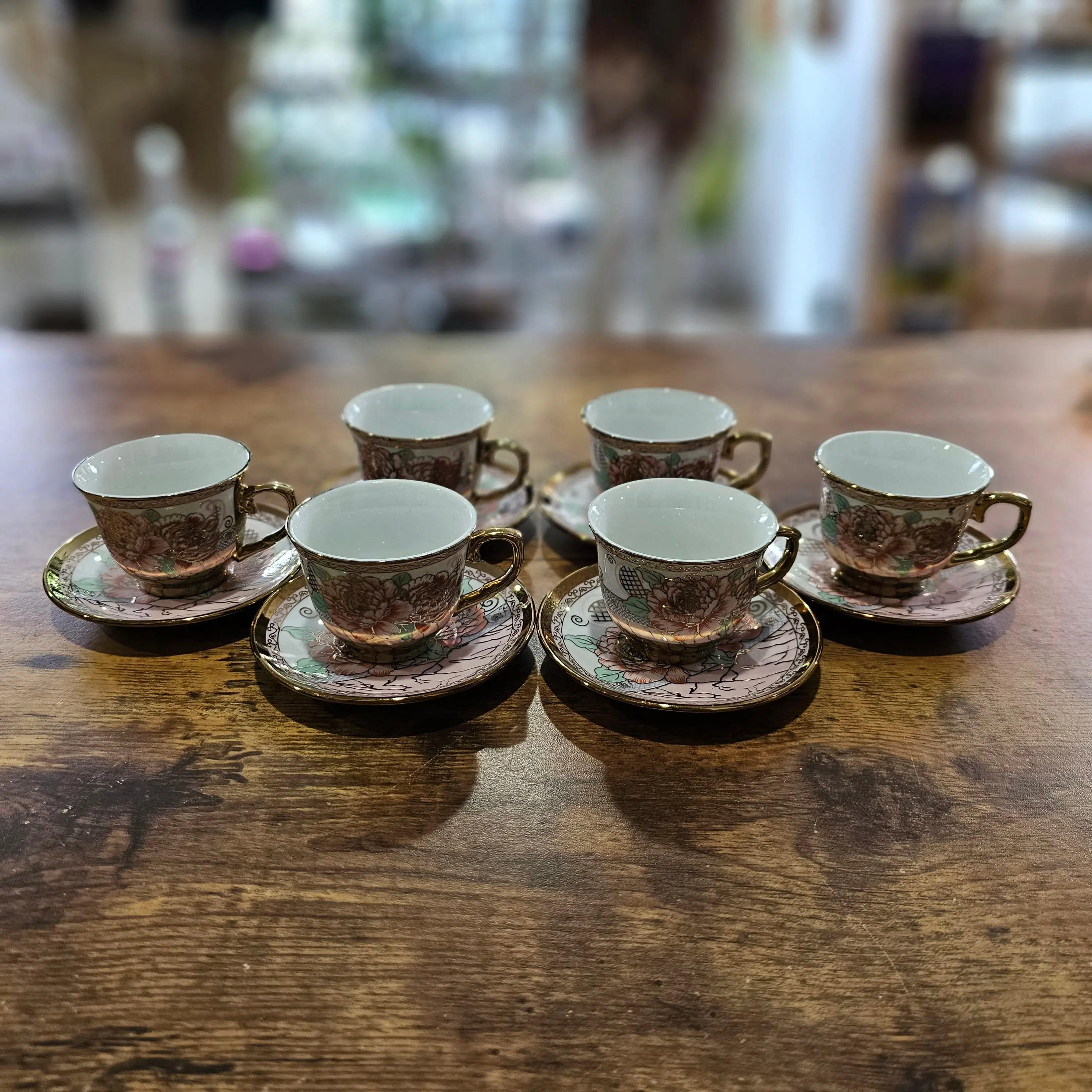 Vintage Mid Century Chrysanthemum 24K Gold Porcelain Teacup Saucer Set of 6