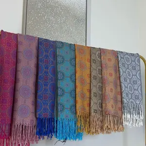 Pashmina hijab