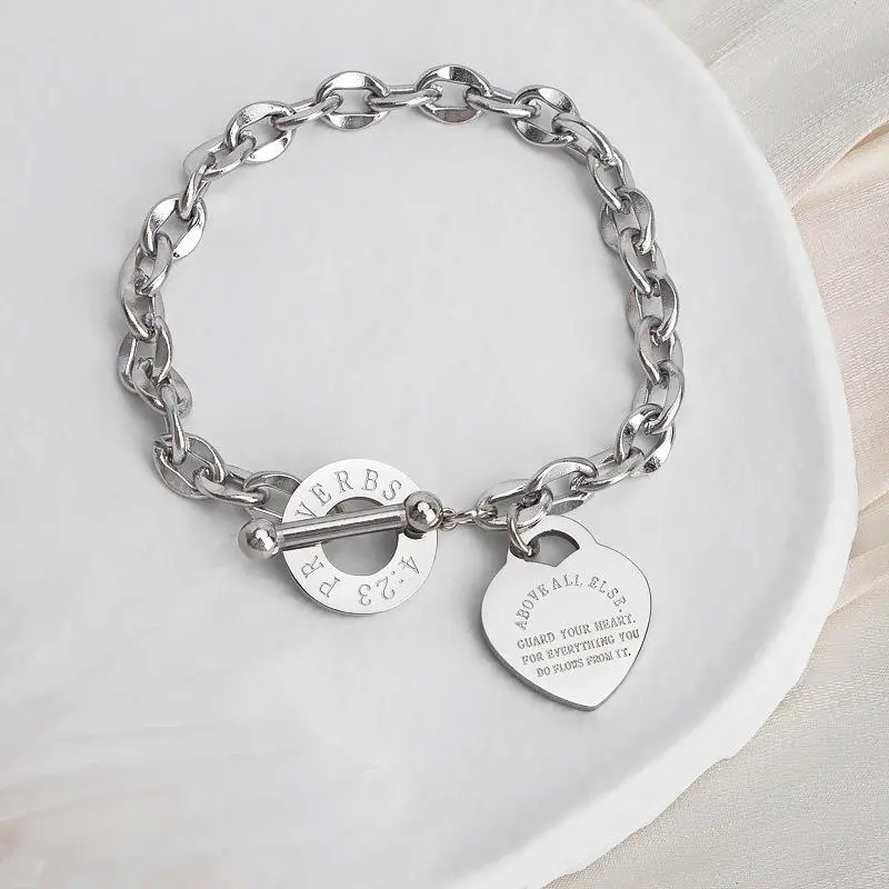 Women's Stainless Steel Personalized Cute Heart Charm Link Bracelet - Tarnish-Free, Waterproof, Inspirational Quote Heart Connector Charm Bracelet for Party, Daily Wear Gifts, Charm Bracelets