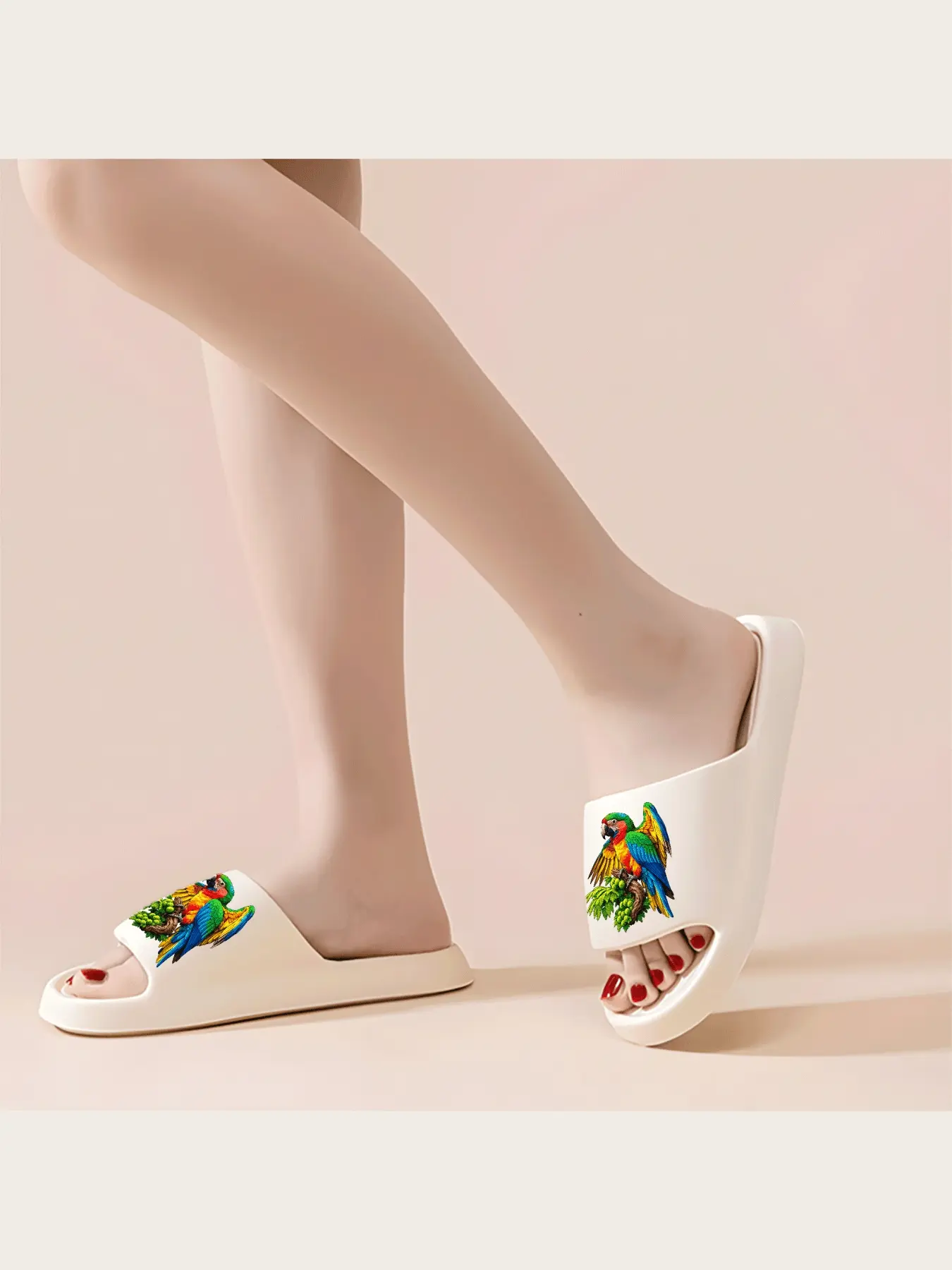 Vibrant Parrot Print Slippers Colorful Tropical Bird Design Comfortable Indoor Shoes for Women Men Soft Non-Slip House Slippers Lightweight Breathable Footwear Animal Pattern Casual Home Shoes