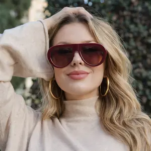 DIMA Aggie Sunglasses , Trendy Casual Oval Frame UV400 Protected Lens  Classic Retro Styling Elements Comfortable Fit , Timeless Unisex Vintage Style, Lightweight Frame, UV400 Protection, Fashionable Everyday Shades for Travel, Streetwear & Outdoor Wear