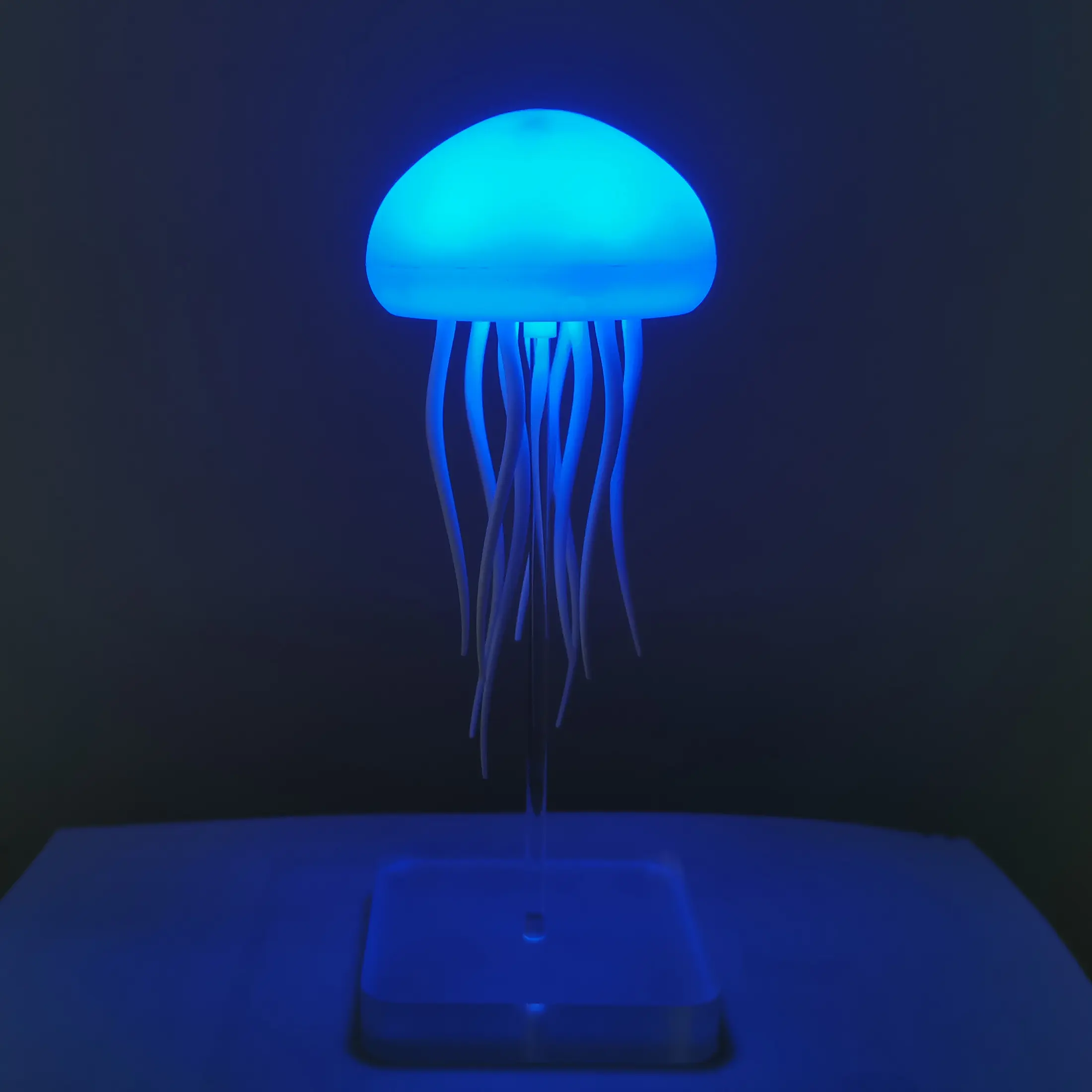 Jellyfish Lamp with Moving Tentacles, Colorful Ambient Light Sound Control Floating Dynamic Decorative Nightlight for Kids Holiday Gift Ambient Lighting Multifunctional Atmosphere Lighting Creative LED Lighting