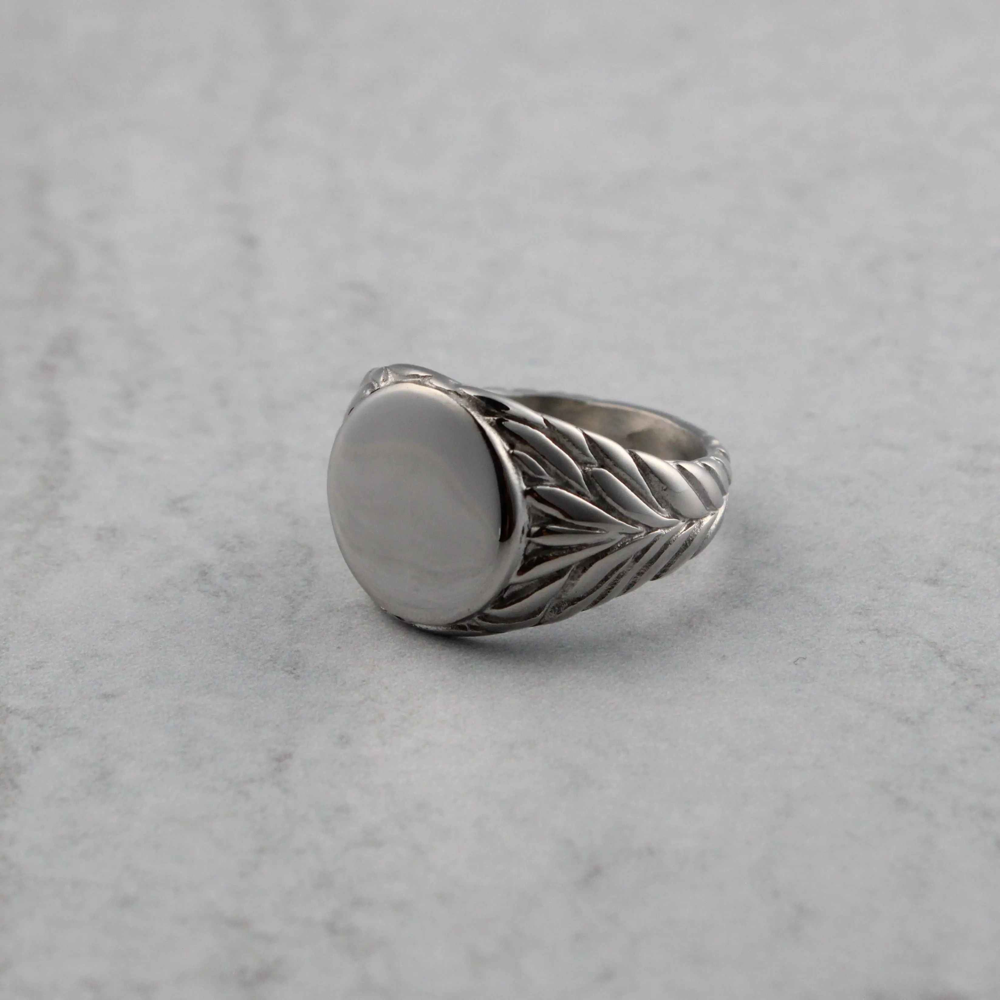 Silver Wreath Ring