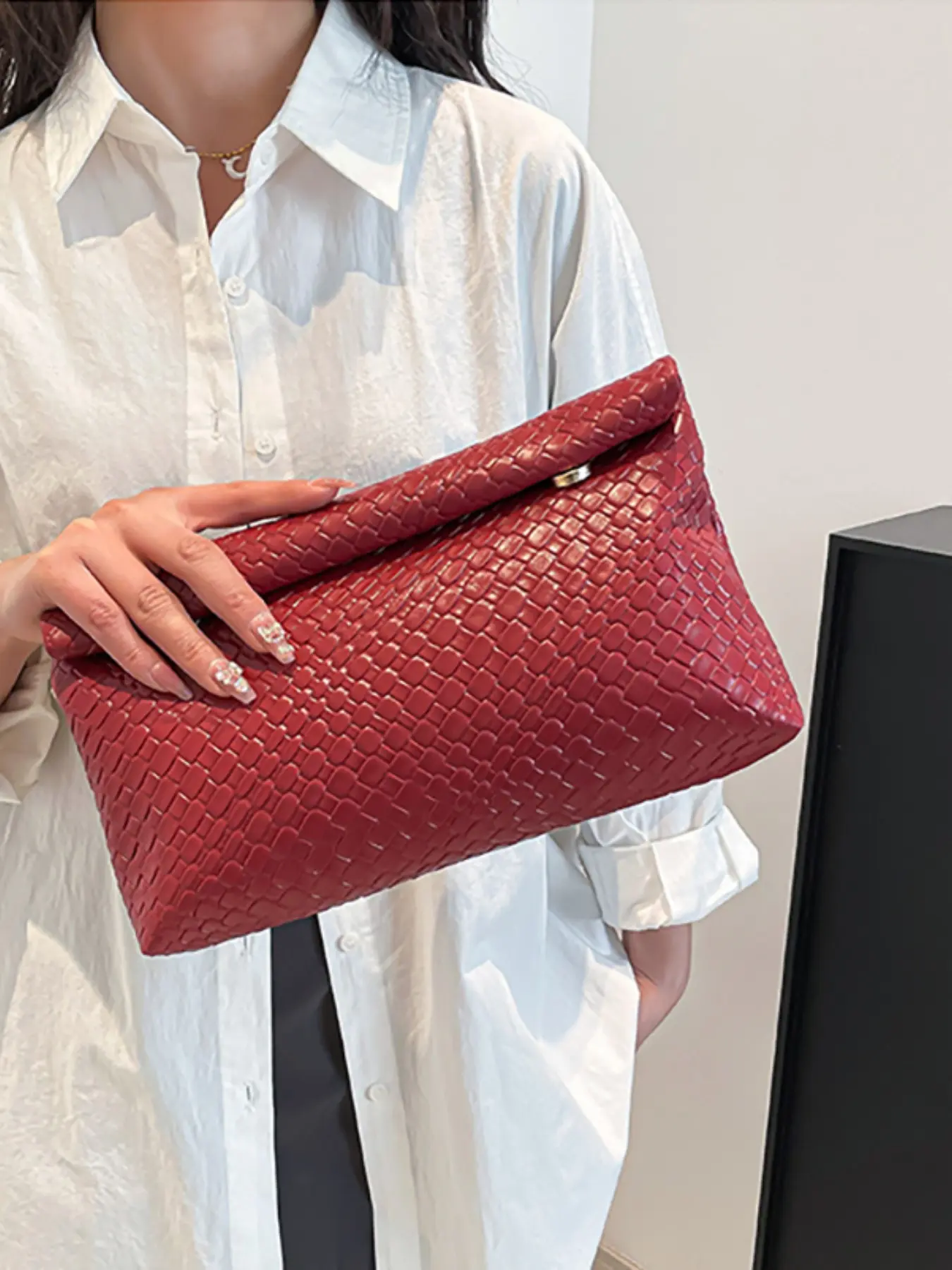 Women's Elegant PU Leather Envelope Evening Clutch Bag Purse, Large Capacity Magnetic Closure, Plain Design for Parties, Travel, Shopping, All Seasons