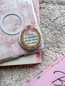 Coquette Kindle Grip Bookish Phone Grip Pink Bow Magnetic Kobo Holder Kindle Accessories Bookish Merch Birthday Gift for Book Lover