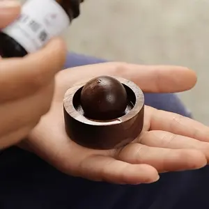Wooden Aromatherapy Diffuser Stick, Rotating Design for Car and Bedroom, Non-Burning, Perfect Gift Choice, Improves Air Quality, Calming Home Fragrance, Fragrance Oil Diffuser, Portable Aroma Diffuser