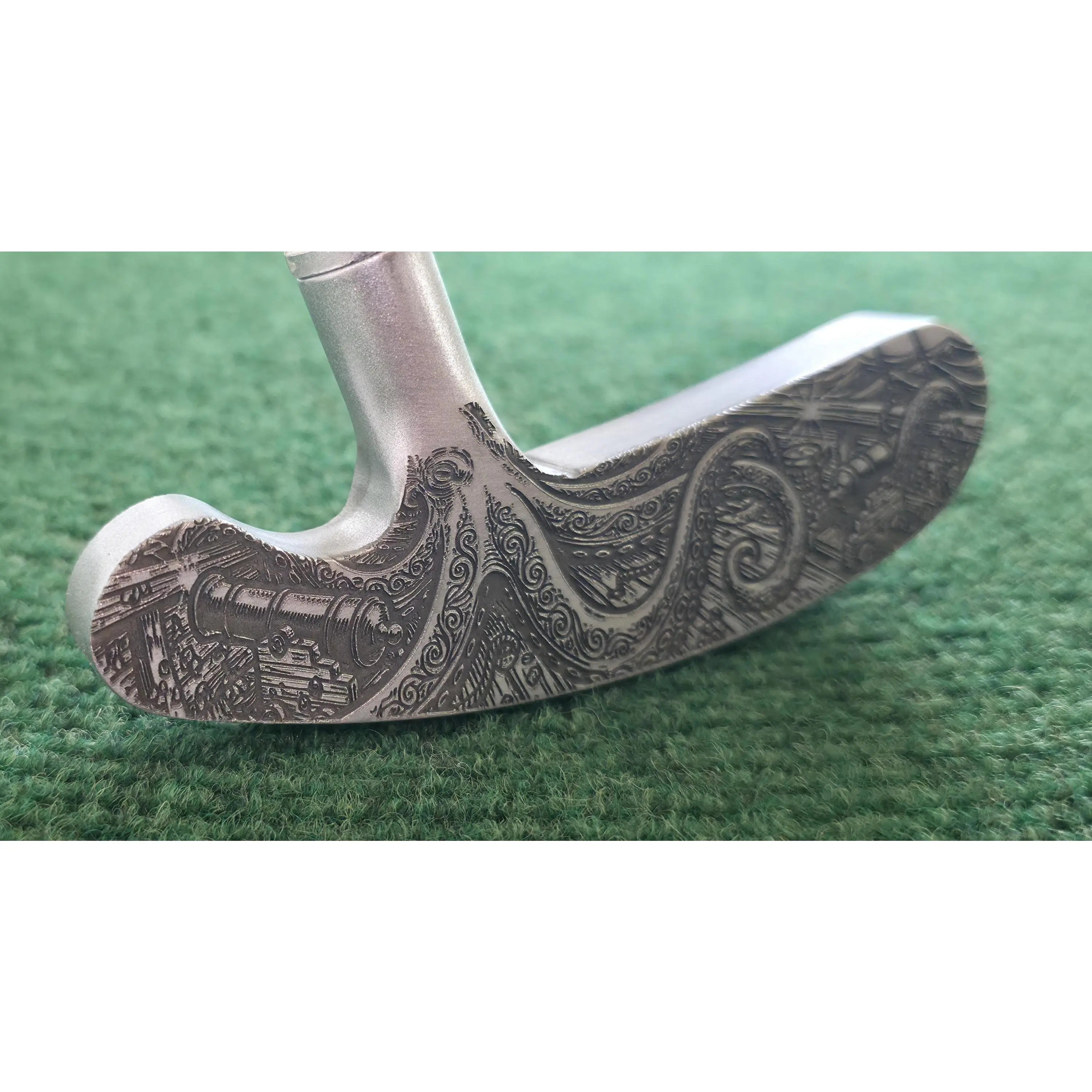 Premium Custom Engraved Blade-Shape Kraken Golf Putter, High-Quality Metal Handcrafted Nautical Sea Monster Design, Dual-Use for Both Hands, Ideal Golf Gift