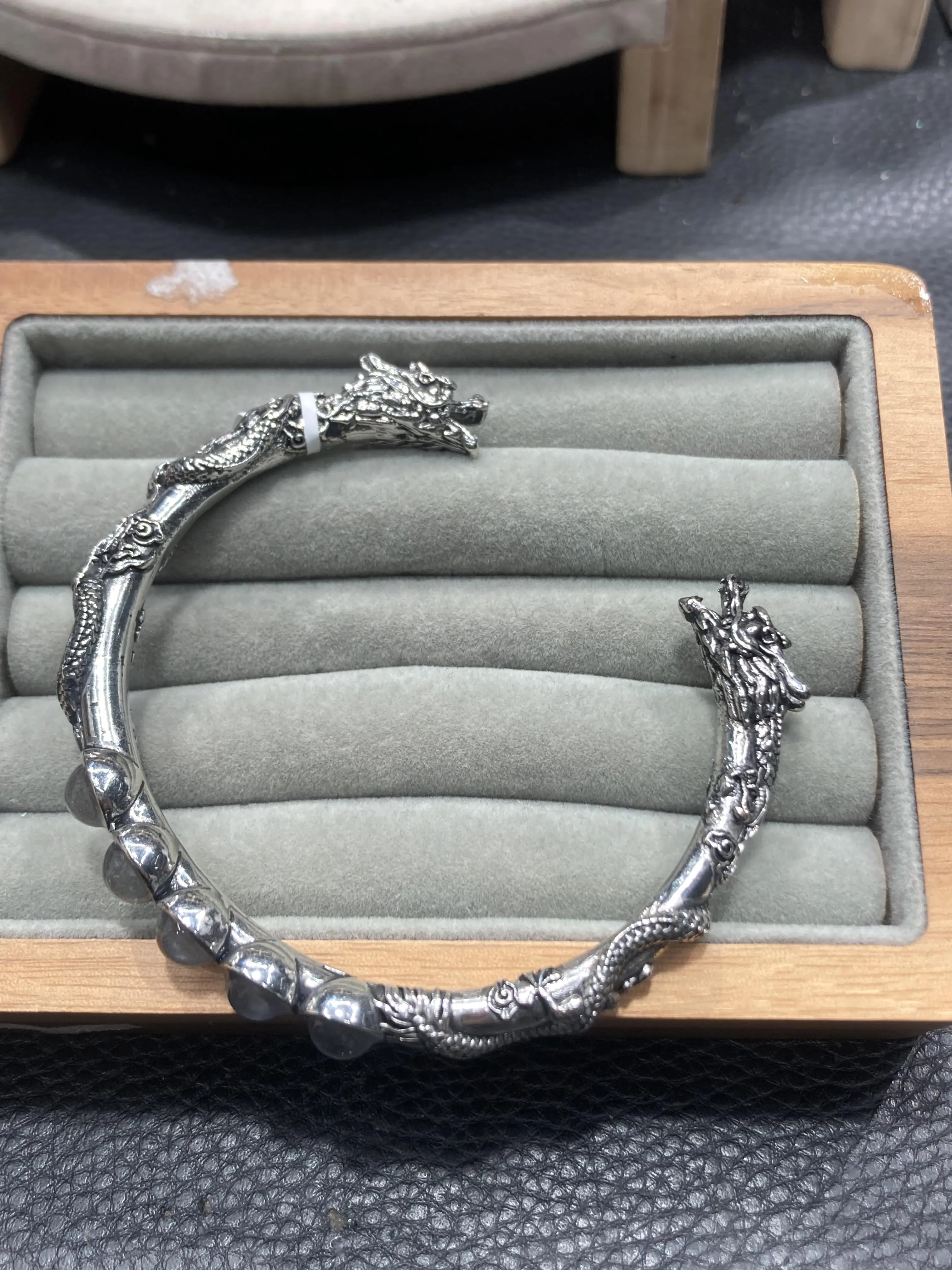 Leona(10448)gc.Labradorite Bangle