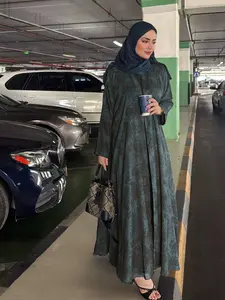 Elegant Long Sleeve Arab Floral Print Abaya Hijab Set Robe, Loose-Fitting All over Print, Includes Headscarf, Perfect for All Seasons, Islamic Abaya