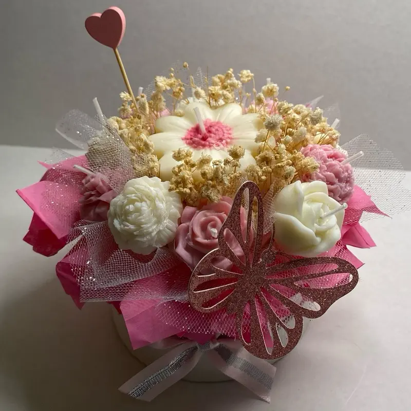 Handmade Decorative Candle Bouquet – Rose & Gardenia Scent (Small)
