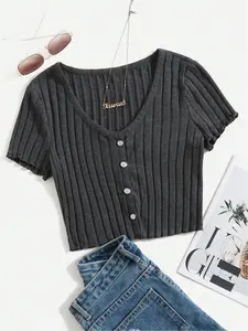 Women's Ribbed Knit Curved Hem Crop Tee, Basic Casual Short Sleeve V Neck T-shirt for Summer, Ladies Clothes for Daily Wear, Tops, Womenswear