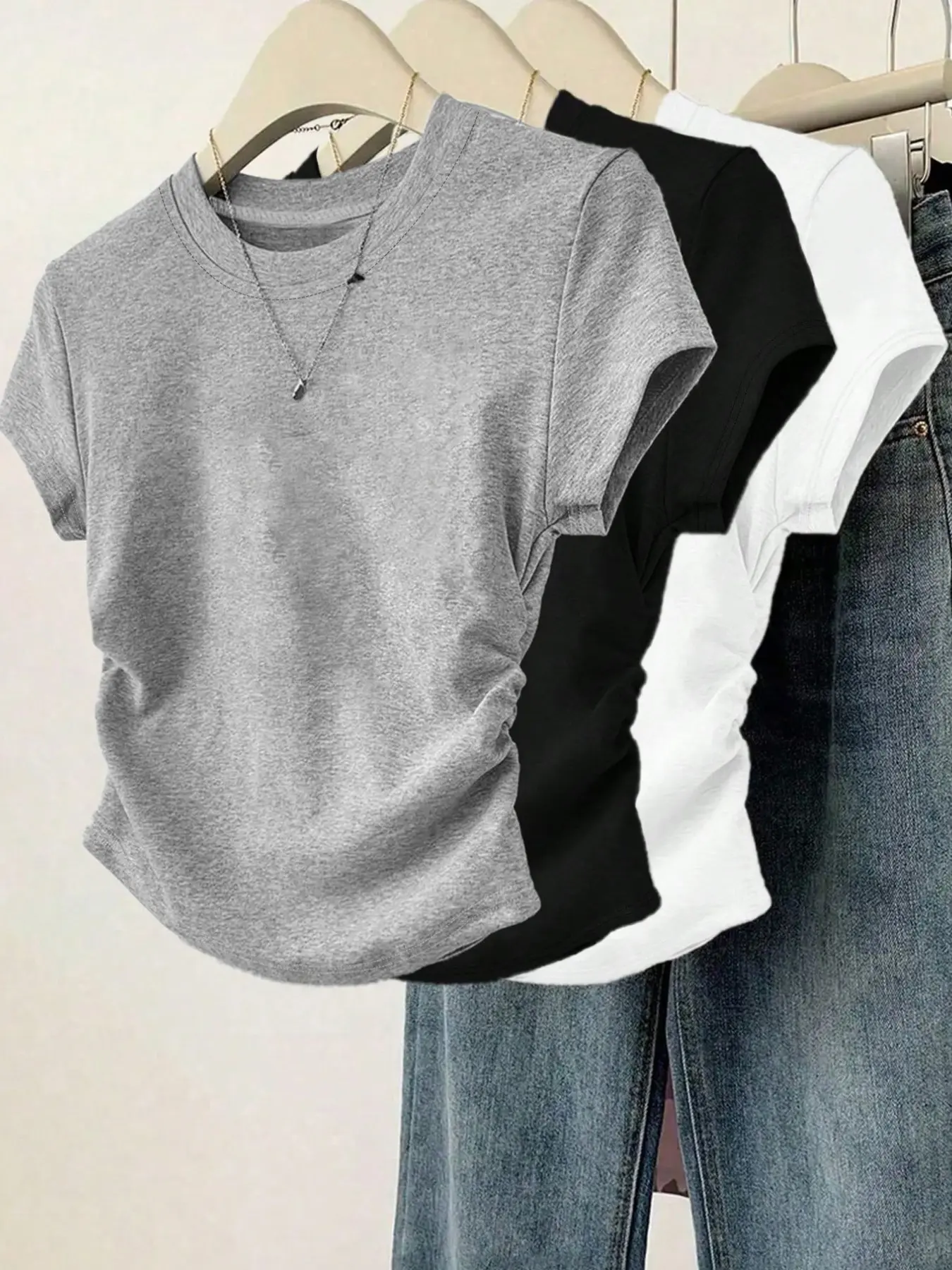 Side Ruched Waist Slim Fit Floral Crewneck Round Neck Crop Top 3 Pack - Grey Black & White Basic Casual Tees Casual Tops Womenswear