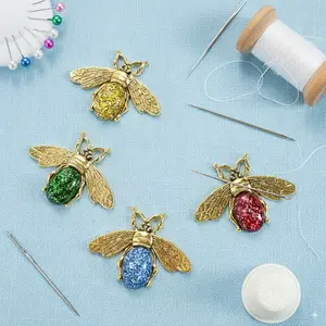 Vintage Bee Needle Holder Magnetic Cross Stitch Sewing Tool, Retro Magnetized Pin Picker for Embroidery, Essential Crafting Accessory, Sewing Supplies Crafts