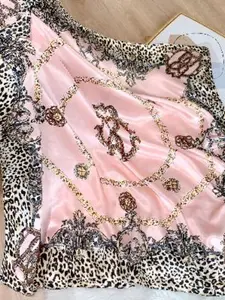 Vintage Leopard Print Bandana Scarf for Women, Fashionable Versatile Hijab, European Style Headscarf Decoration, 1pc Silk Tie
