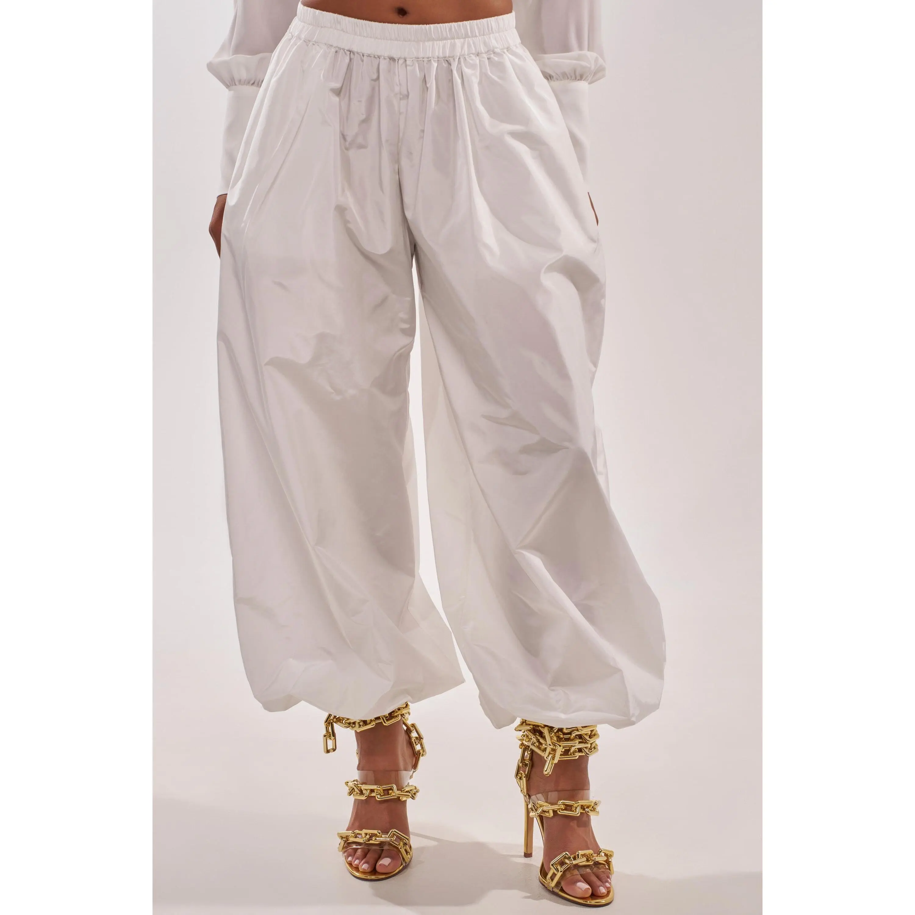 EFFORTLESS BALLOON PANT IN WHITE