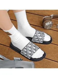 Men's Slippers High - End Home Slippers with Cloud - like Comfort Lightweight Flip - Flops Size 39 - 48 Casual Non - Slip Slippers for Men