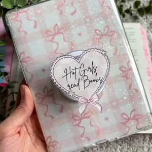 Coquette Kindle Grip, Bookish Phone Grip, Hot Girls Read Magnetic Kindle Holder, Kindle Accessories, Bookish Merch Birthday Gift for Book Lover grip cute sticky  phone  grip grip holder